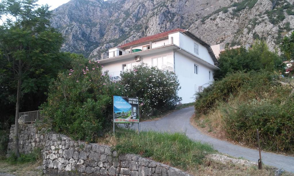 Apartment Vukanic Kotor Exterior photo